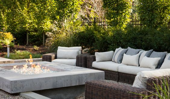 Landscape Architect: Gregory Lombardi Design