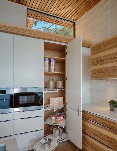 Cali Style: Studio Becker Creates High-Tech Kitchen in Tiburon Home