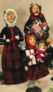 Byers' Choice Carolers at American Traditions | Boston Design Guide