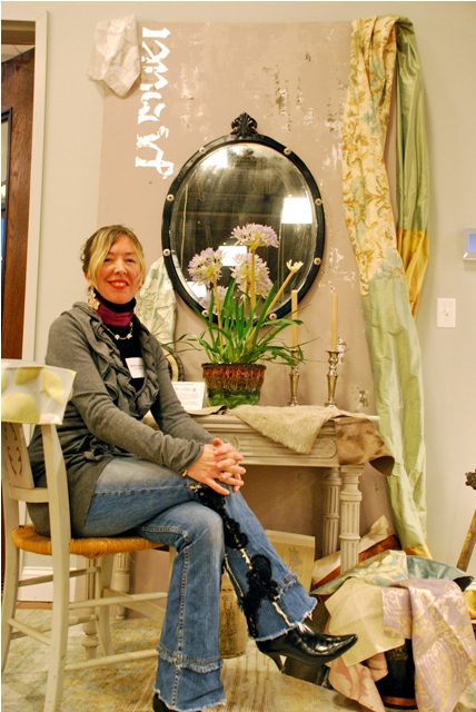 Marilyn MacLeod, in winning IFDA vignette for the Room From the Rug Up Design Competition at Dover Rug & Home